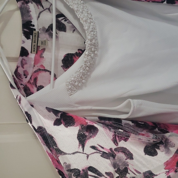 Maya Brooke Jacket and Dress - Picture 4 of 9